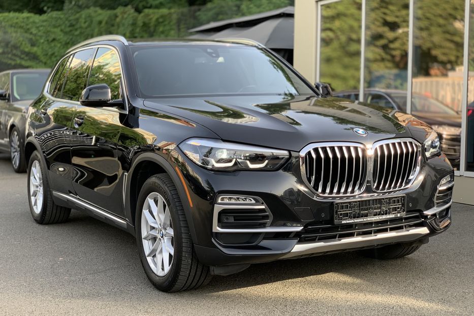 Продам BMW X5 XDrive 40i 2018 года в Киеве