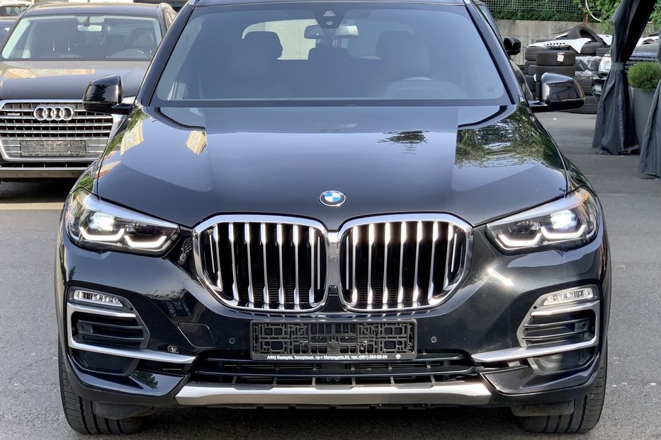 Продам BMW X5 XDrive 40i 2018 года в Киеве