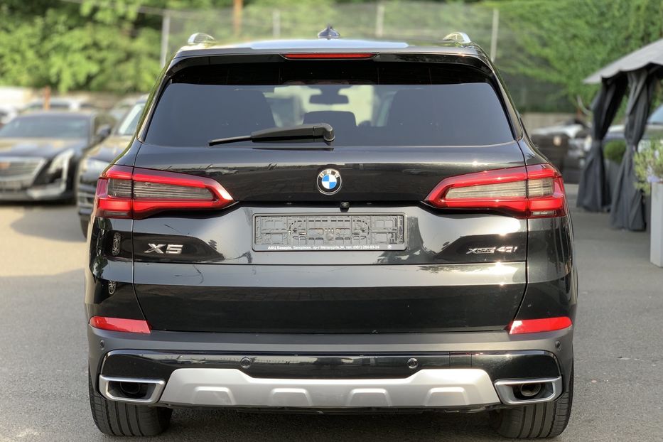 Продам BMW X5 XDrive 40i 2018 года в Киеве