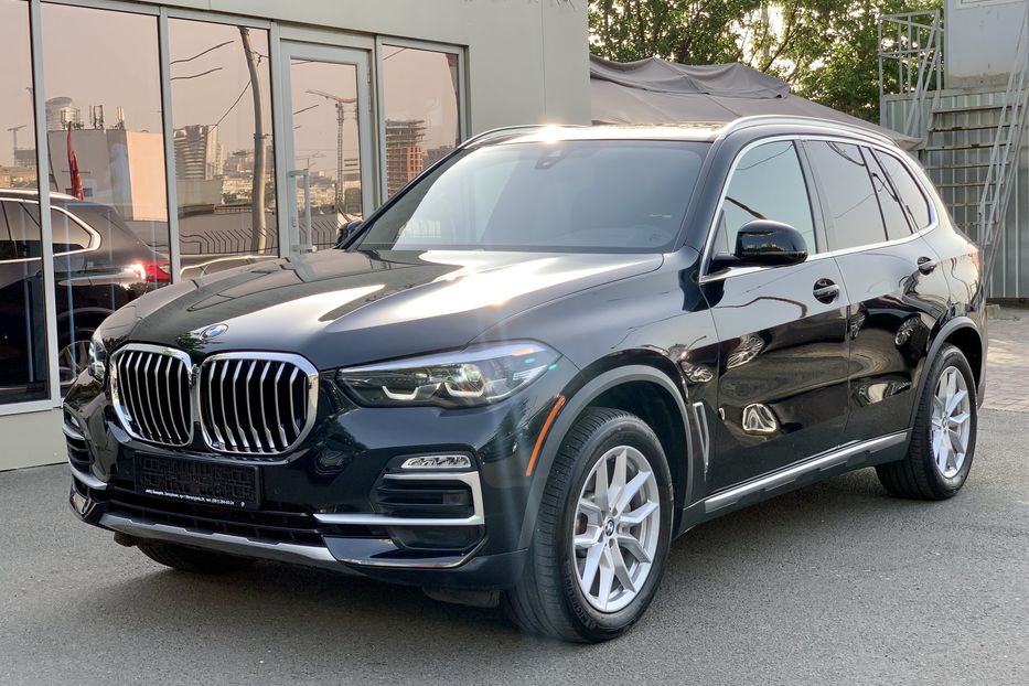 Продам BMW X5 XDrive 40i 2018 года в Киеве