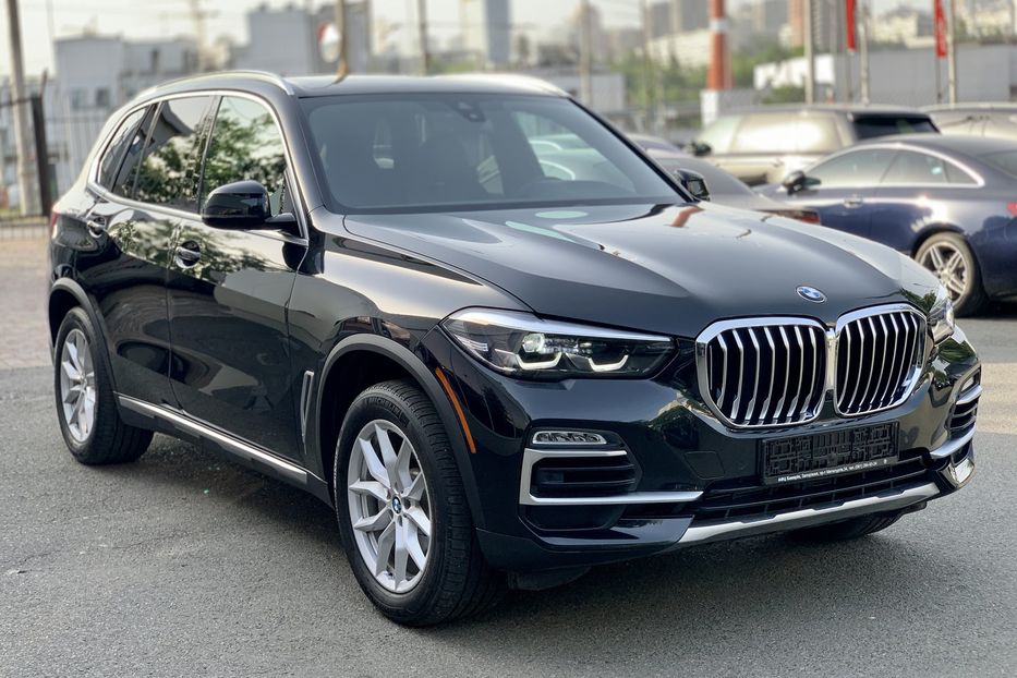 Продам BMW X5 XDrive 40i 2018 года в Киеве