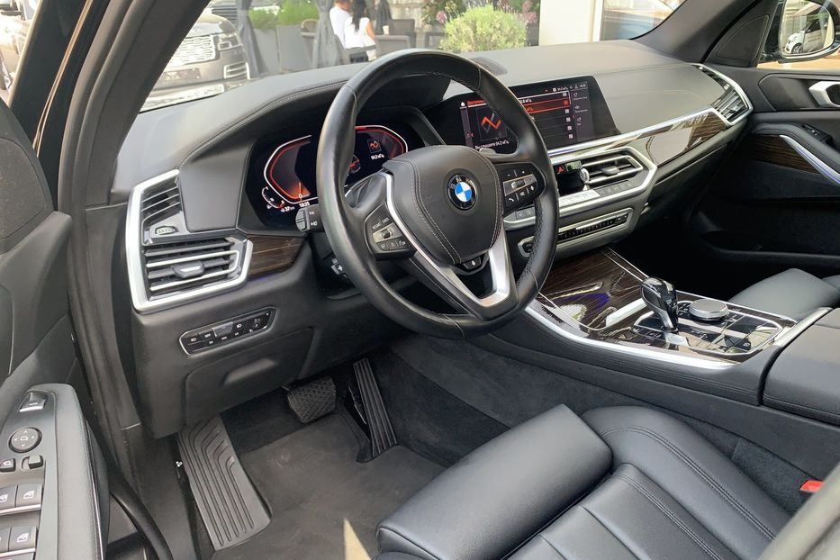 Продам BMW X5 XDrive 40i 2018 года в Киеве