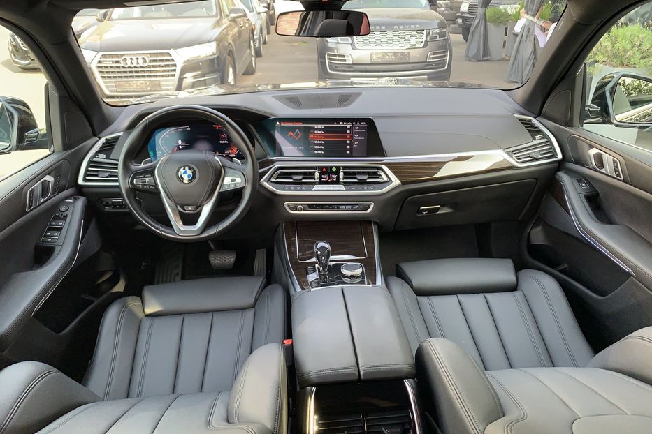 Продам BMW X5 XDrive 40i 2018 года в Киеве