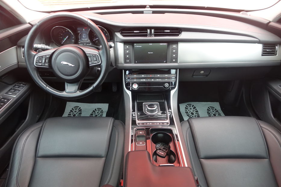 Продам Jaguar XF FULL 2016 года в Одессе