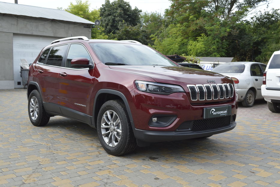 Продам Jeep Cherokee Latitude Plus 2019 года в Одессе
