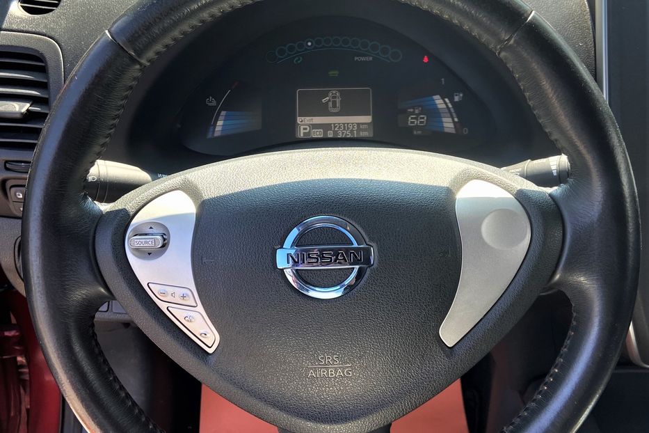 Продам Nissan Leaf 2013 года в Одессе