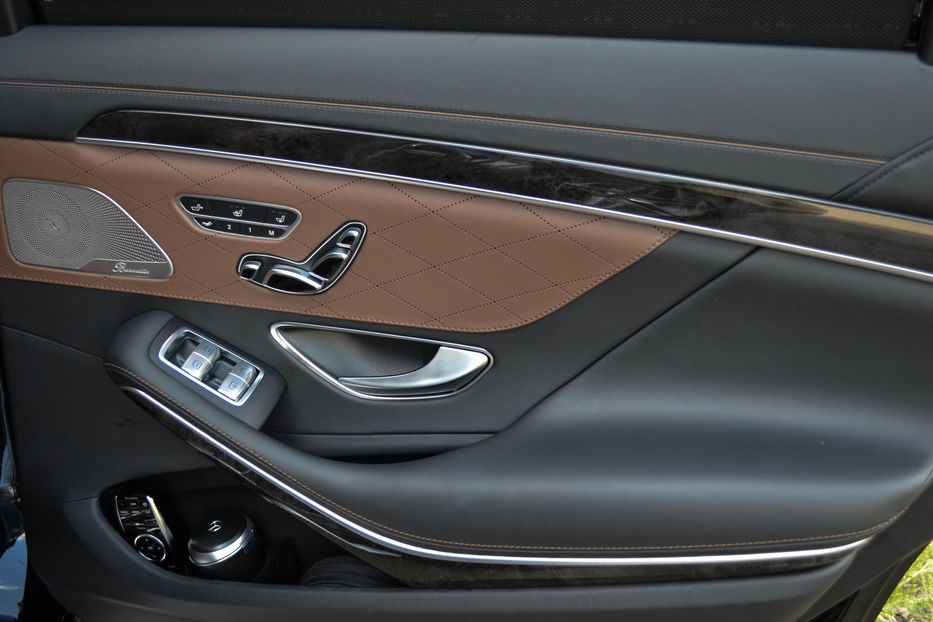 Продам Mercedes-Benz S-Class 63 AMG 2014 года в Киеве