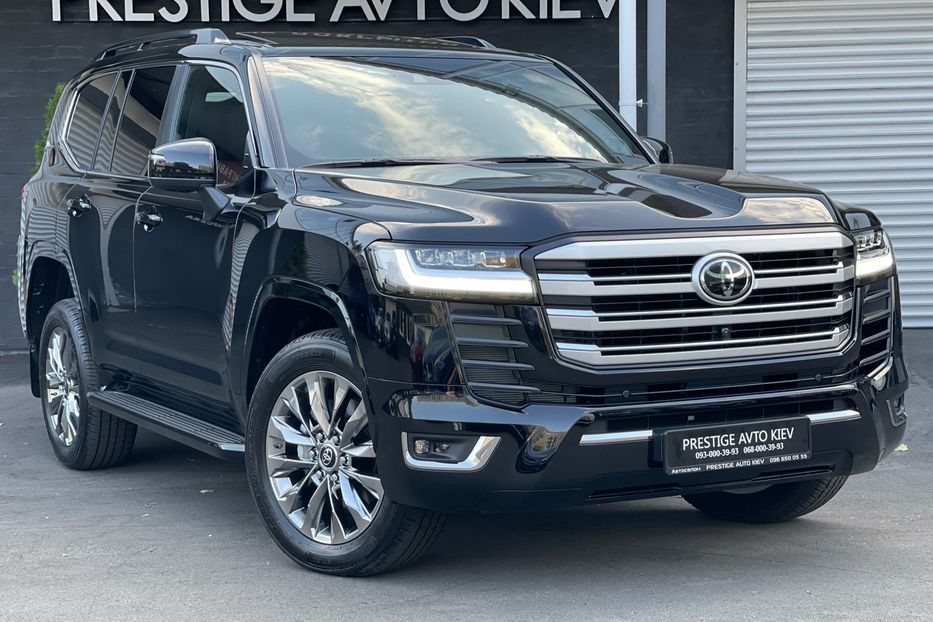 Продам Toyota Land Cruiser 300 PREMIUM 2021 года в Киеве