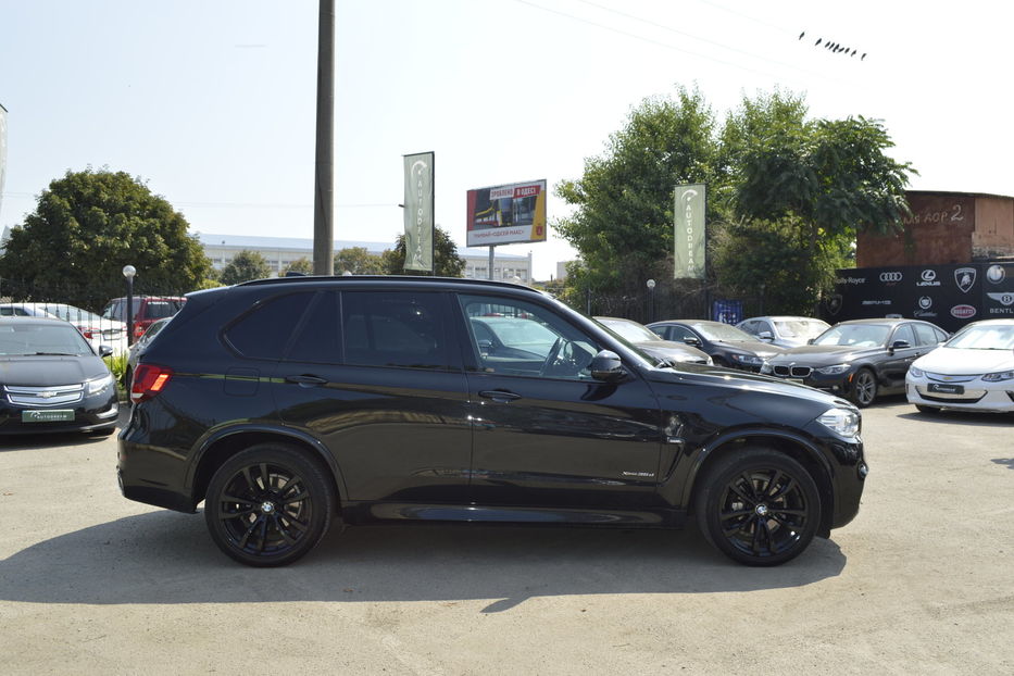 Продам BMW X5 2015 года в Одессе