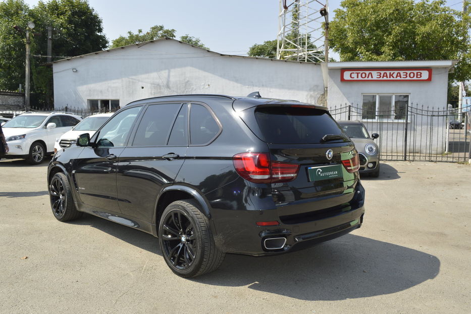 Продам BMW X5 2015 года в Одессе