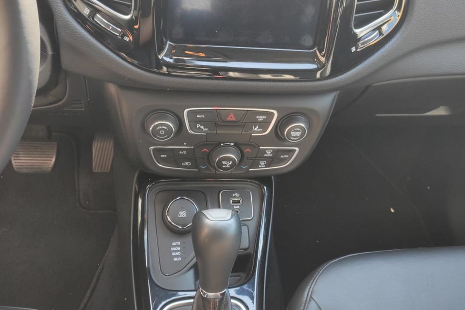 Продам Jeep Compass Limited 2018 года в Одессе