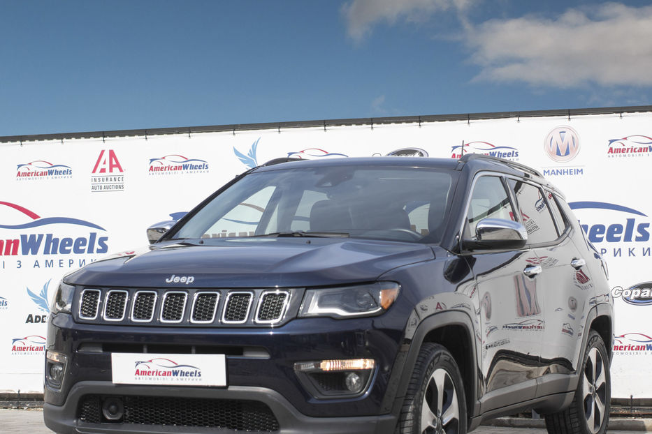 Продам Jeep Compass Latitude 2018 года в Черновцах