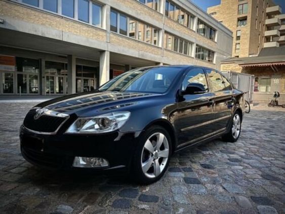 Продам Skoda Octavia 2012 года в Киеве