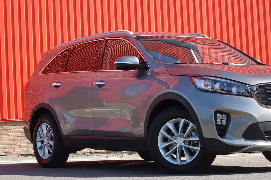 Продам Kia Sorento 3.3 2017 года в Одессе