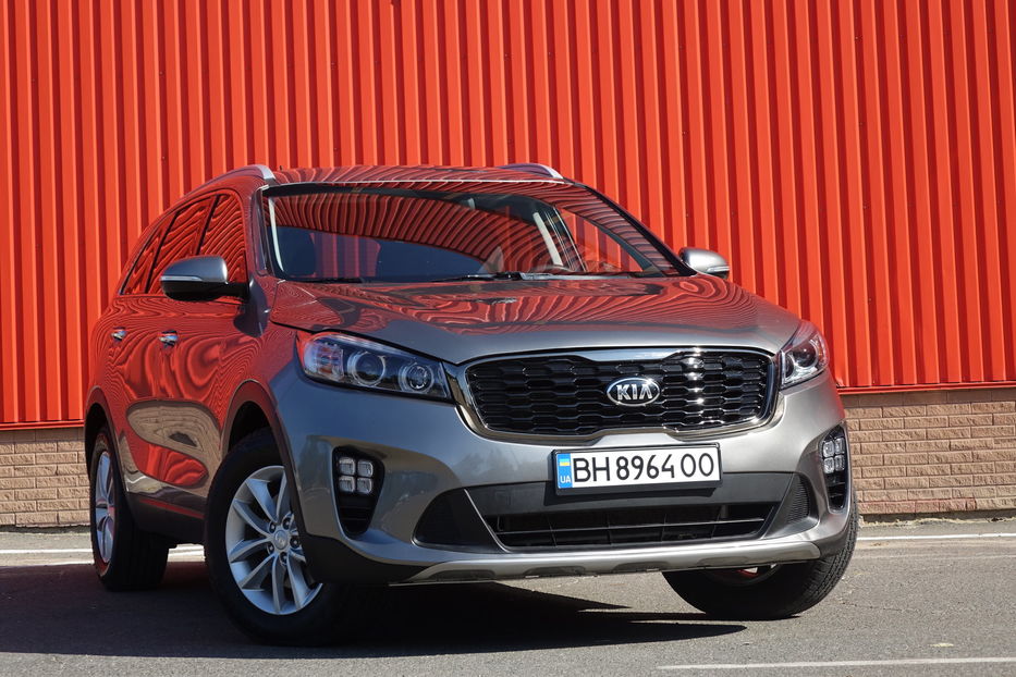 Продам Kia Sorento 3.3 2017 года в Одессе