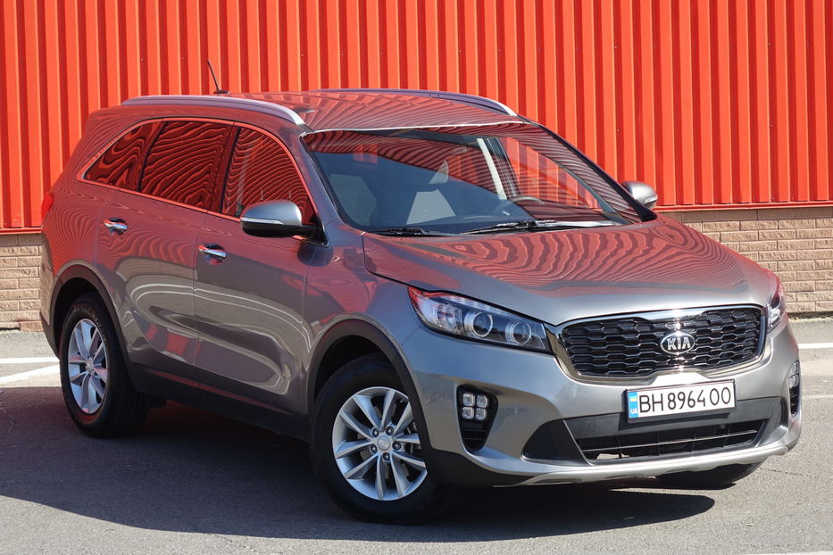 Продам Kia Sorento 3.3 2017 года в Одессе