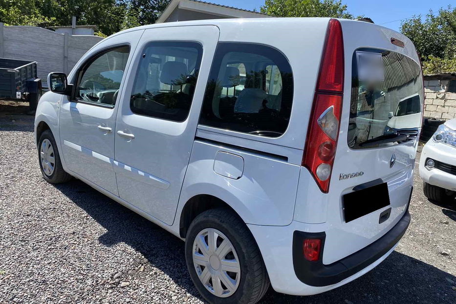 Продам Renault Kangoo пасс. оригинальный пассажир 2011 года в Николаеве