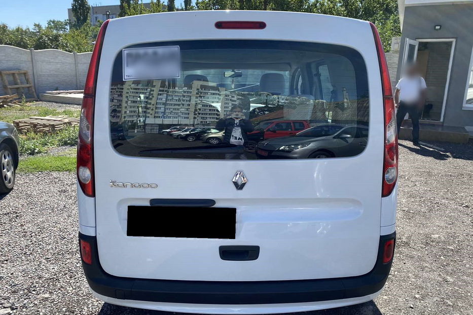 Продам Renault Kangoo пасс. оригинальный пассажир 2011 года в Николаеве