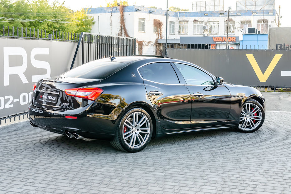 Продам Maserati Ghibli SQ4  2015 года в Киеве