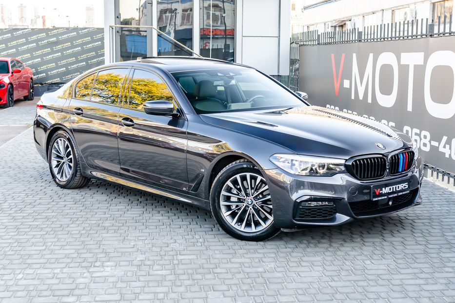 Продам BMW 530 e Hybrid Xdrive 2019 года в Киеве