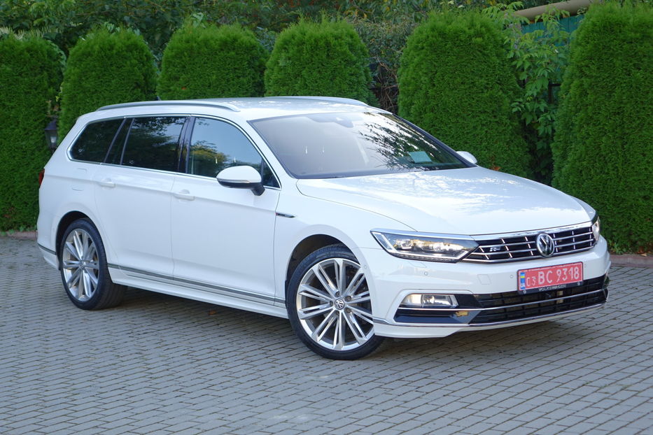 Продам Volkswagen Passat B8 R-Line FUL-LED Highiln4Motion 2018 года в Львове