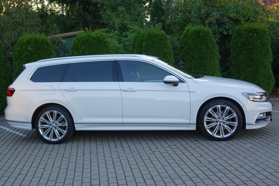 Продам Volkswagen Passat B8 R-Line FUL-LED Highiln4Motion 2018 года в Львове