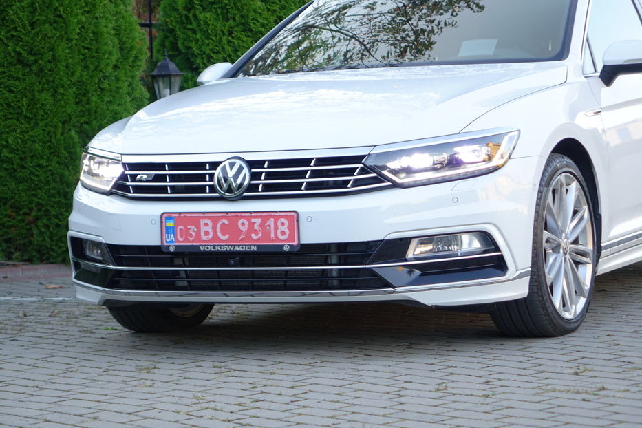 Продам Volkswagen Passat B8 R-Line FUL-LED Highiln4Motion 2018 года в Львове