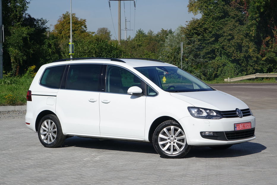 Продам Volkswagen Sharan 185kc SOUND DSG 4MOTION LED 2018 года в Львове