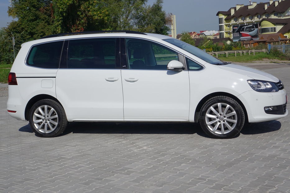 Продам Volkswagen Sharan 185kc SOUND DSG 4MOTION LED 2018 года в Львове