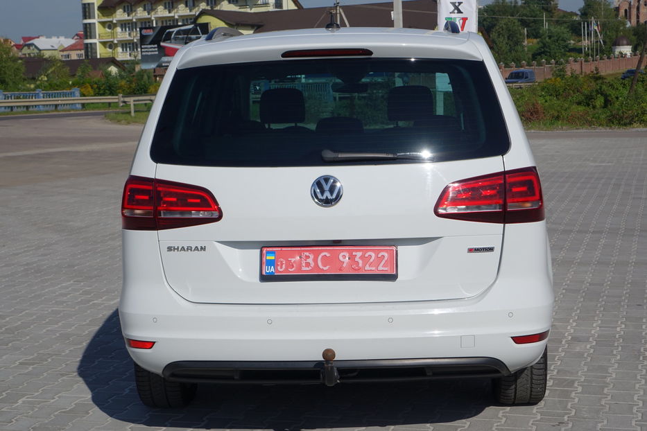 Продам Volkswagen Sharan 185kc SOUND DSG 4MOTION LED 2018 года в Львове