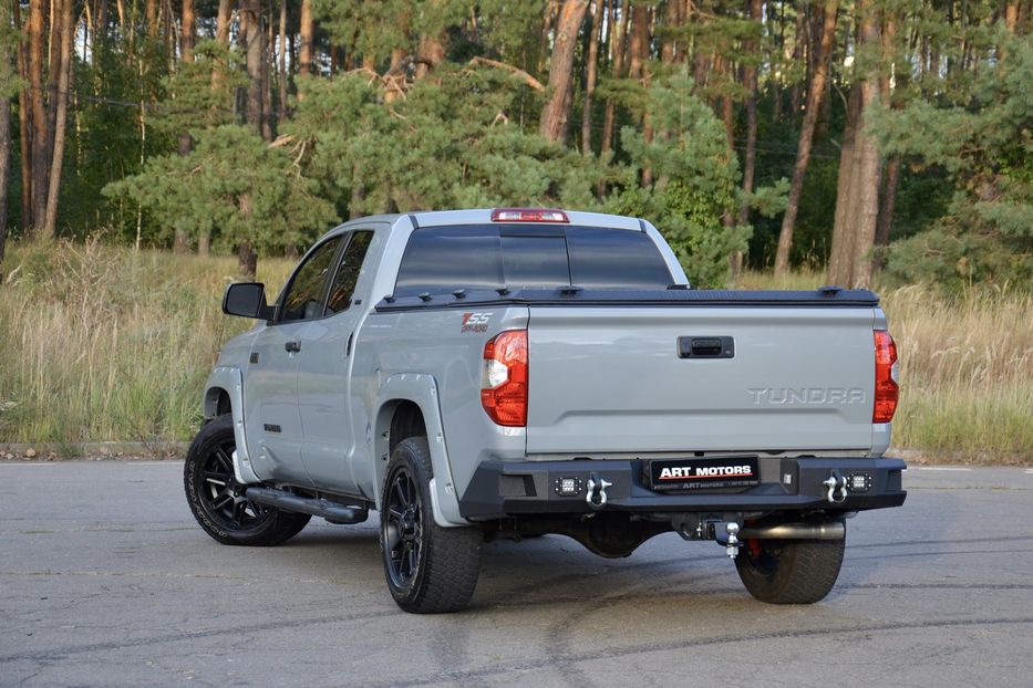 Продам Toyota Tundra TSS OFF ROAD 2019 года в Киеве