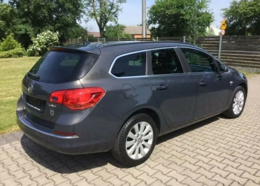 Продам Opel Astra Van 2014 года в Киеве