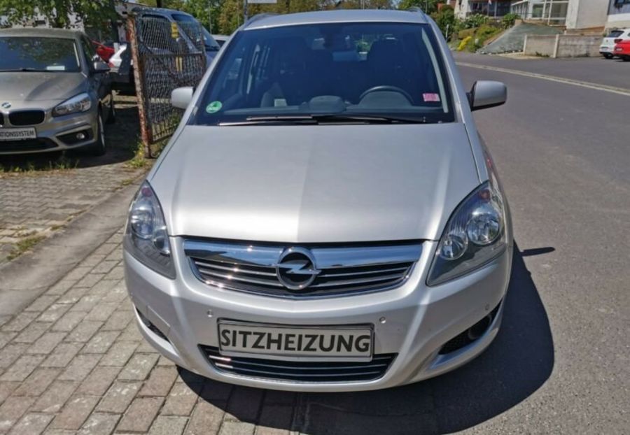 Продам Opel Zafira 2010 года в Киеве