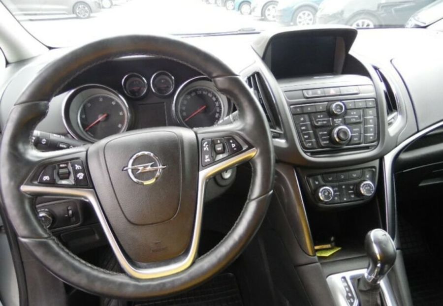 Продам Opel Zafira 2014 года в Киеве