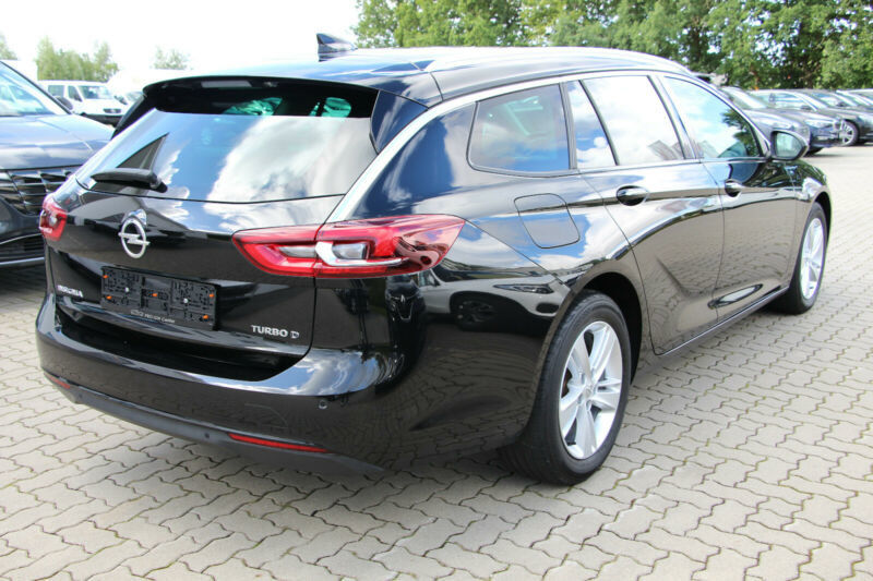 Продам Opel Insignia 2018 года в Киеве