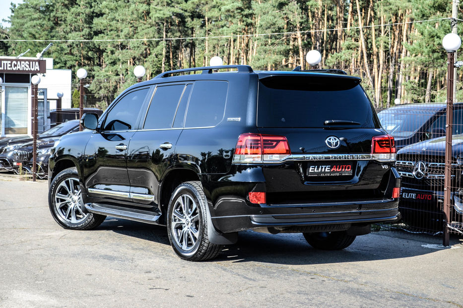 Продам Toyota Land Cruiser 200 Diesel 2020 года в Киеве