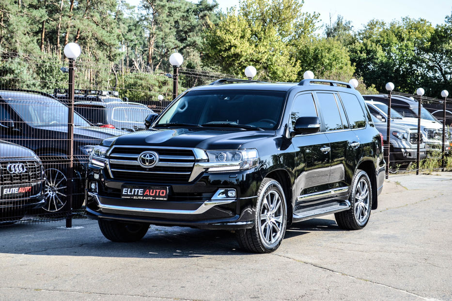 Продам Toyota Land Cruiser 200 Diesel 2020 года в Киеве