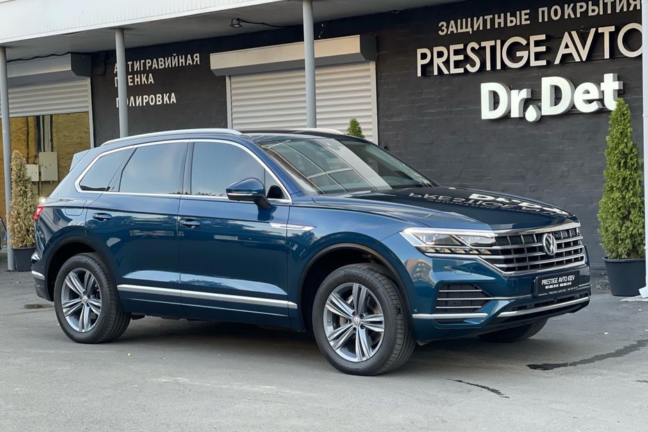 Продам Volkswagen Touareg 2019 года в Киеве