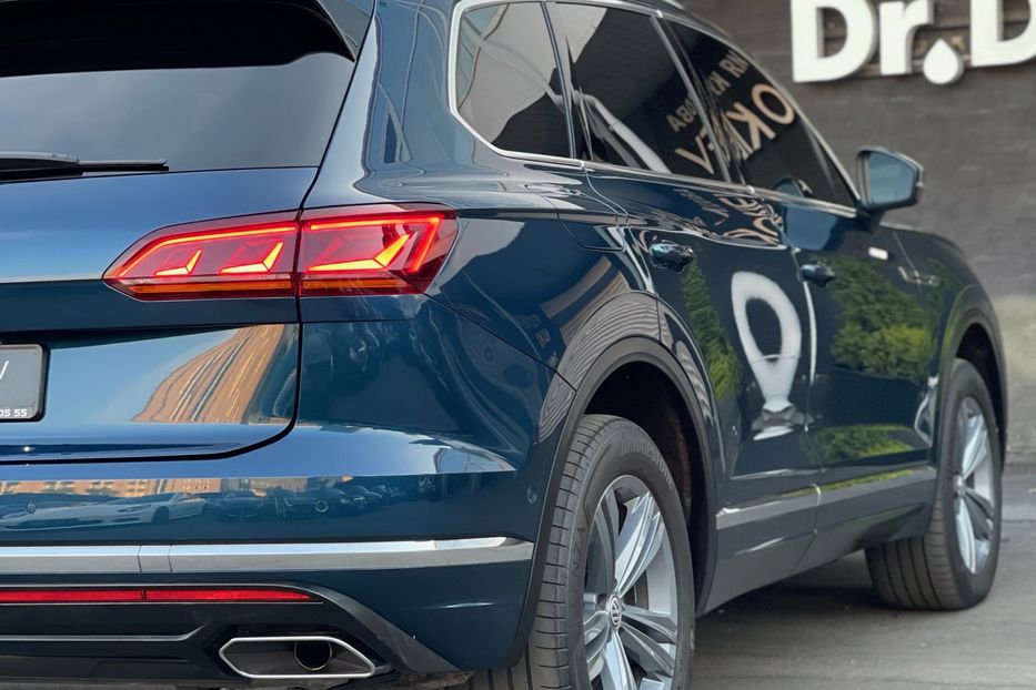 Продам Volkswagen Touareg 2019 года в Киеве