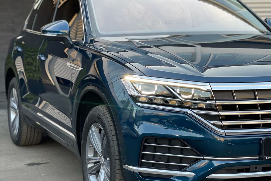 Продам Volkswagen Touareg 2019 года в Киеве