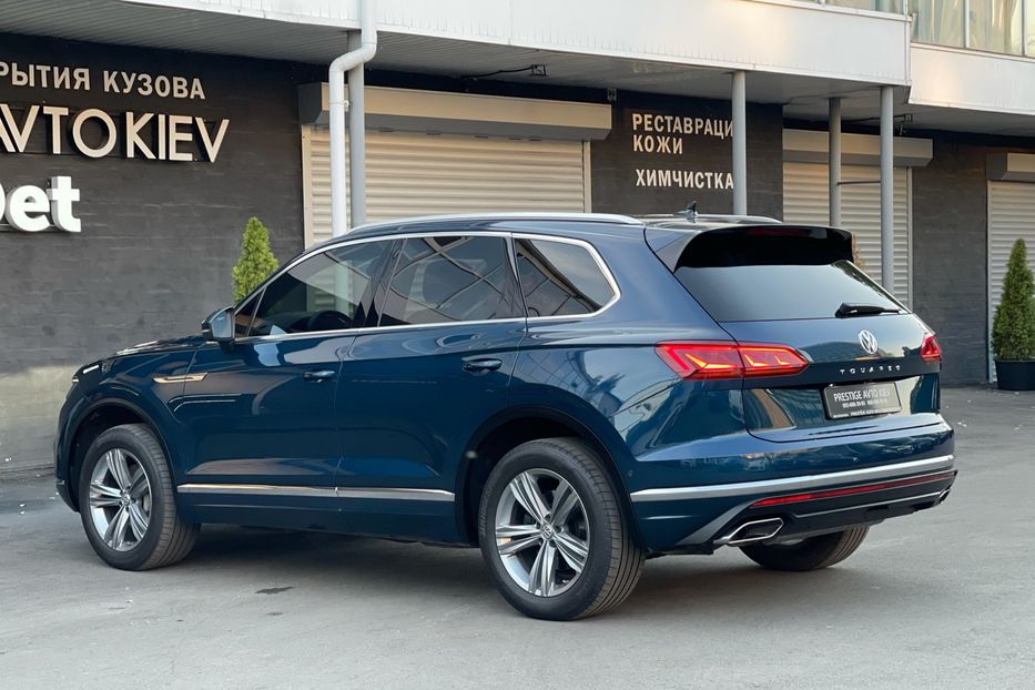 Продам Volkswagen Touareg 2019 года в Киеве