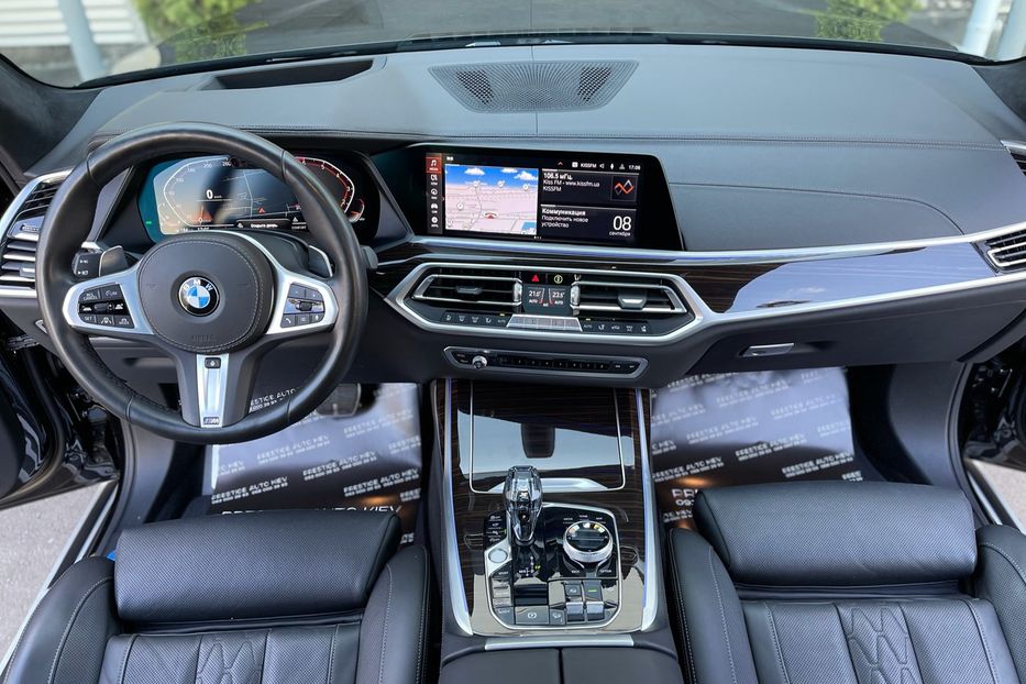 Продам BMW X7 M50i 2019 года в Киеве