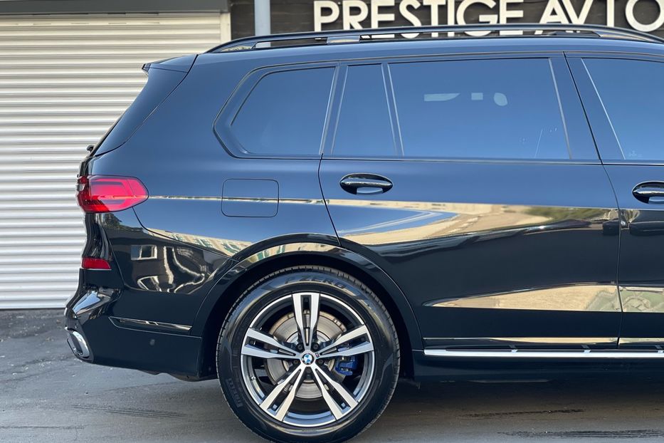 Продам BMW X7 M50i 2019 года в Киеве