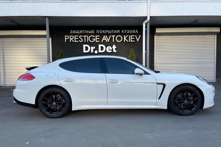 Продам Porsche Panamera 4 2013 года в Киеве