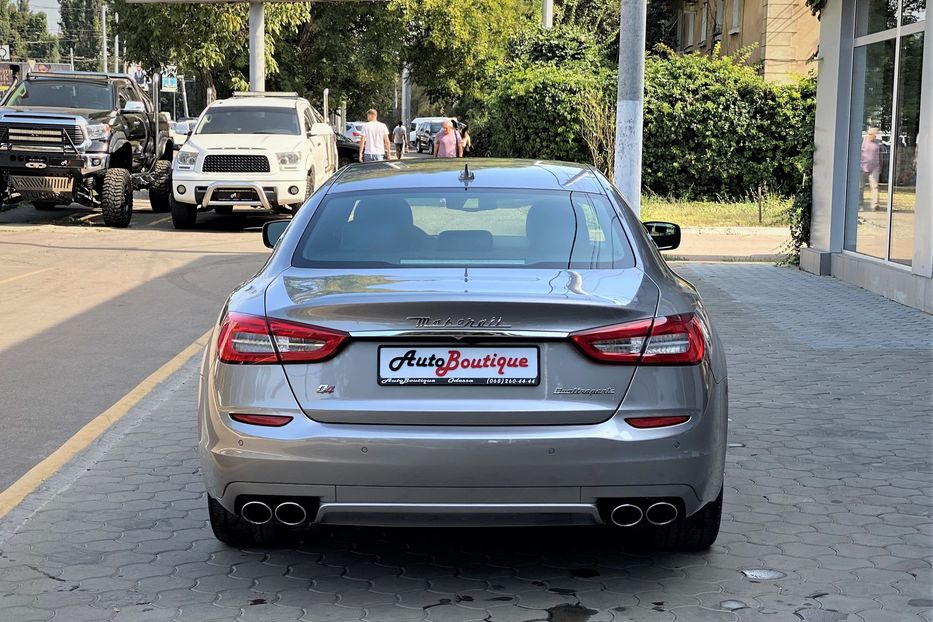 Продам Maserati Quattroporte q4 2014 года в Одессе