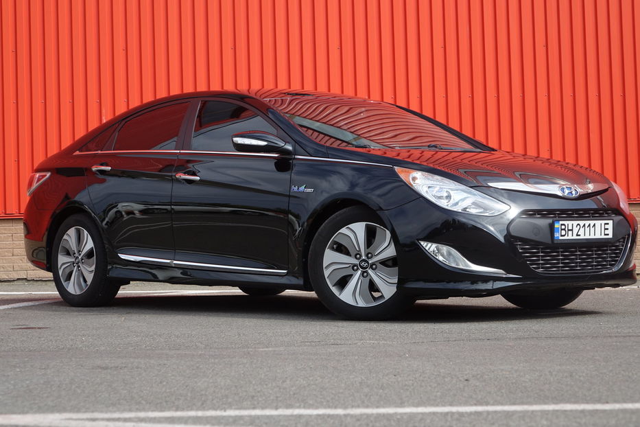 Продам Hyundai Sonata HYBRIDE 2014 года в Одессе