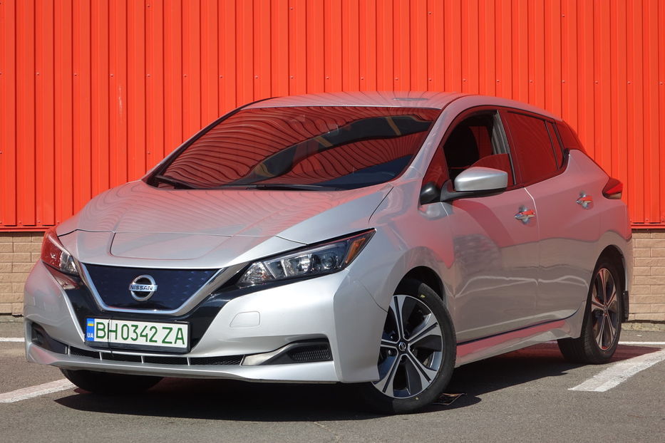Продам Nissan Leaf SV 2018 года в Одессе