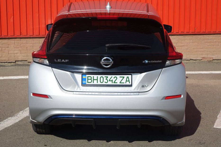 Продам Nissan Leaf SV 2018 года в Одессе