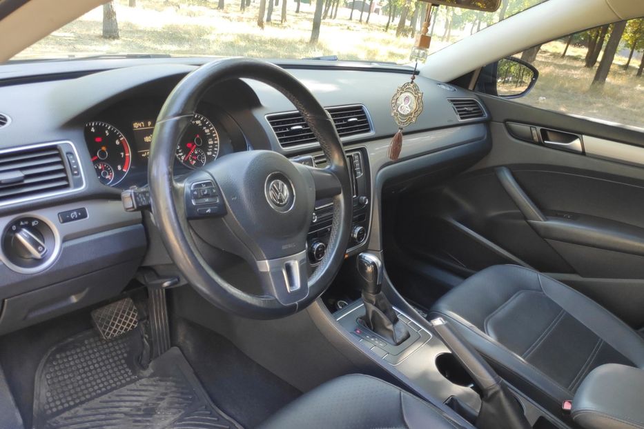 Продам Volkswagen Passat B7 2012 года в Николаеве