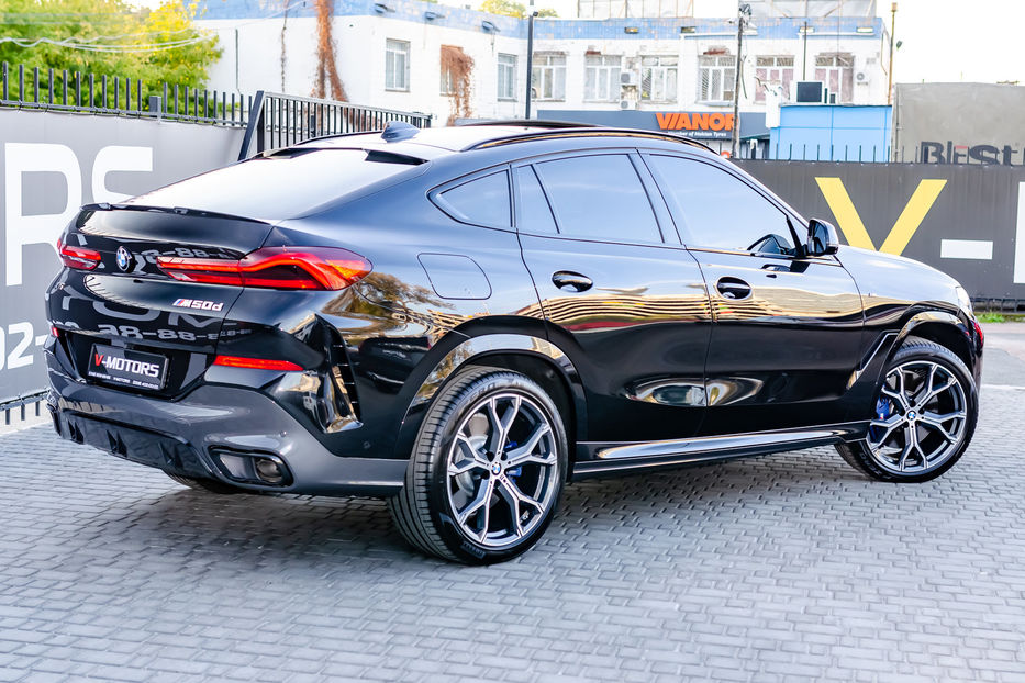 Продам BMW X6 M50d 2021 года в Киеве